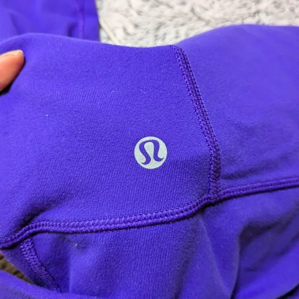 Lululemon Purple Jacket Asana Berry Full Zip Long Size 4 Define Jacket - Picture 8 of 8